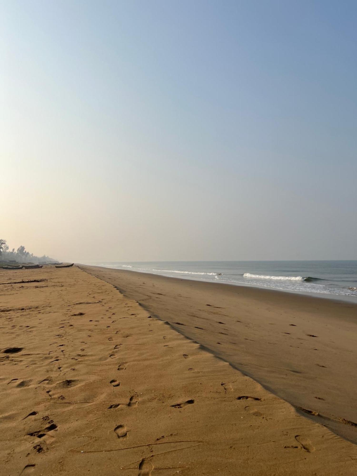 Blue Lagoon Beach Resort Gokarna  Exterior foto